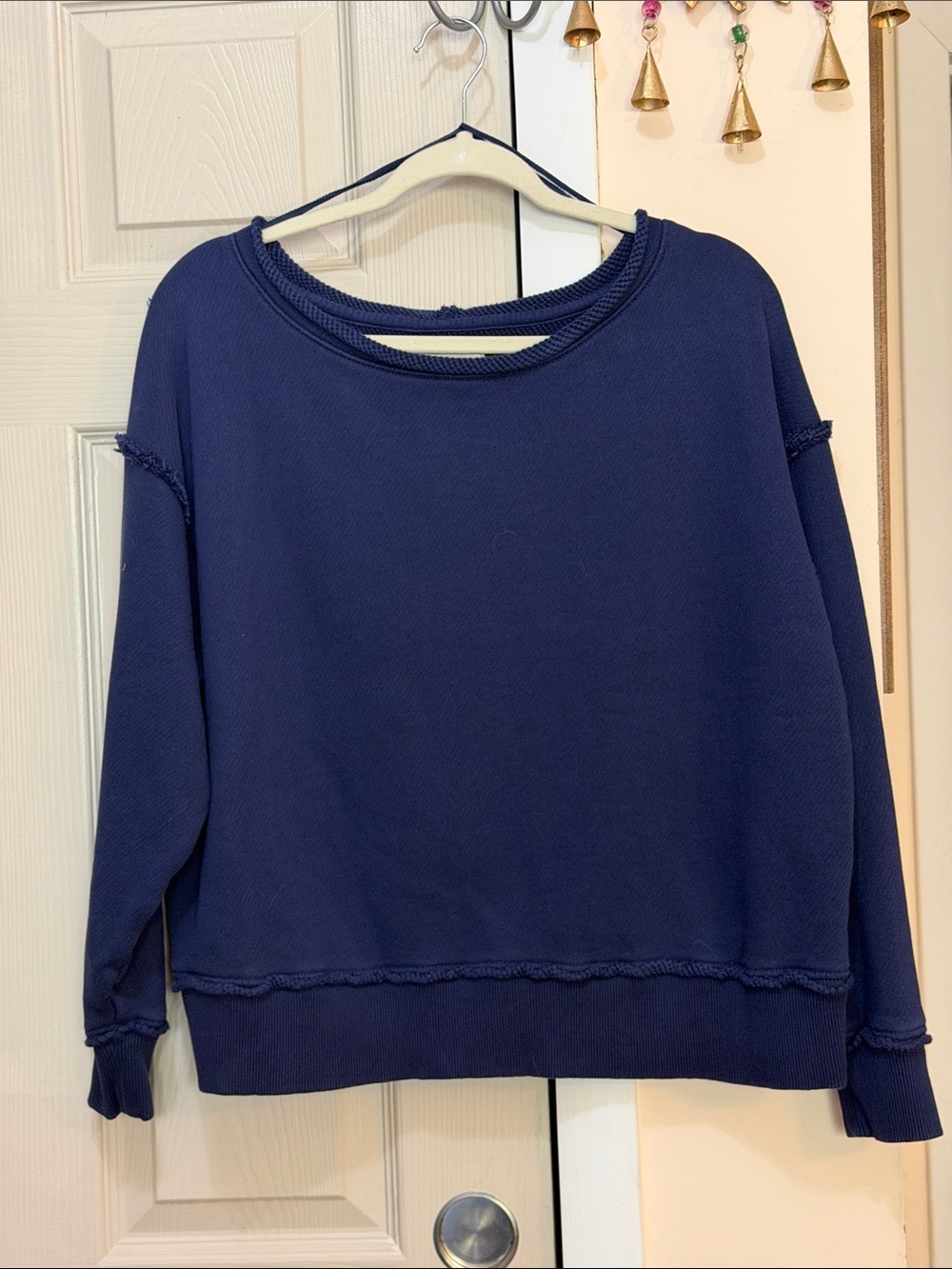 American Eagle Outfitters Navy Raw-Edge Crewneck Sweater